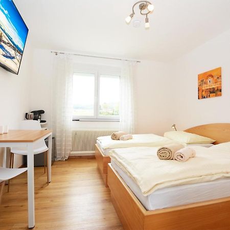 Gemuetliches Apartment In Ruhelage Villach Exterior foto